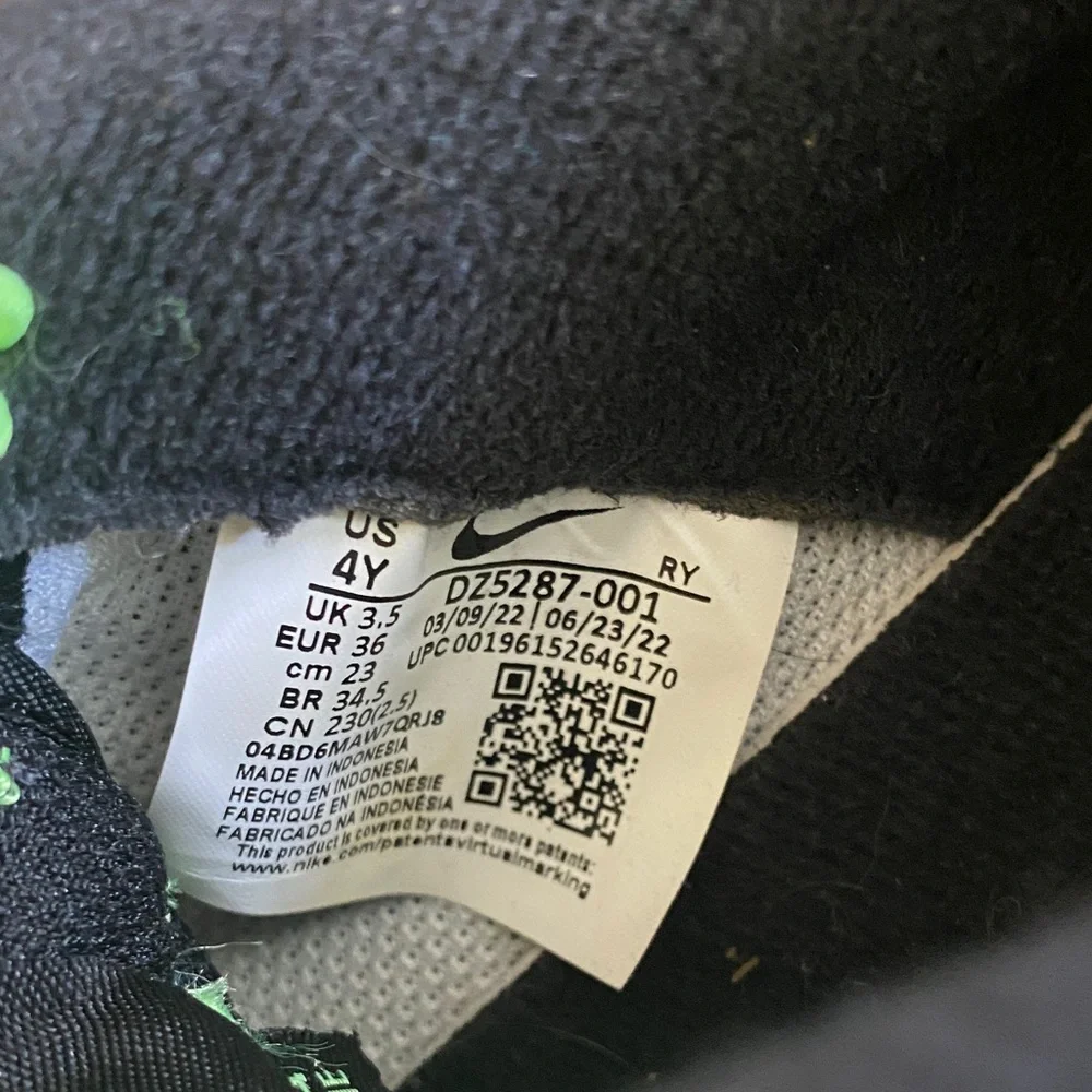 Nike Air Force 1 - LV8 Black/Ghost Green Size 4 - Picture 6 of 6